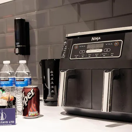 公寓 Centre With Super King Bed Fully Equipped Perfect For Long 布雷得佛