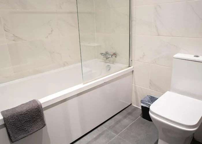 公寓 Centre With Super King Bed Fully Equipped Perfect For Long 布雷得佛